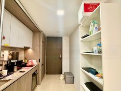 Avenue South Residence (D3), Apartment #447688931